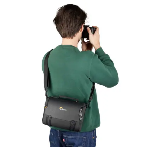 Fourre tout LOWEPRO ADVENTURA SH 140 III NOIR - 4